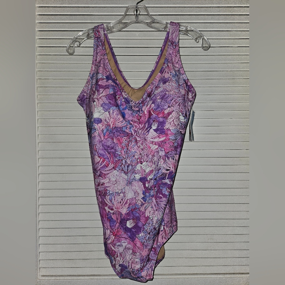 Sporti jungle floral girl leg Swimsuit sz 16, lycra, Never worn, Non-Smoke Home
